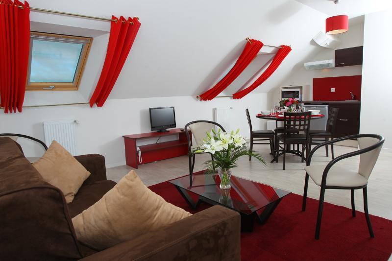 Vacancéole - Le Duguesclin Hotel Dinan